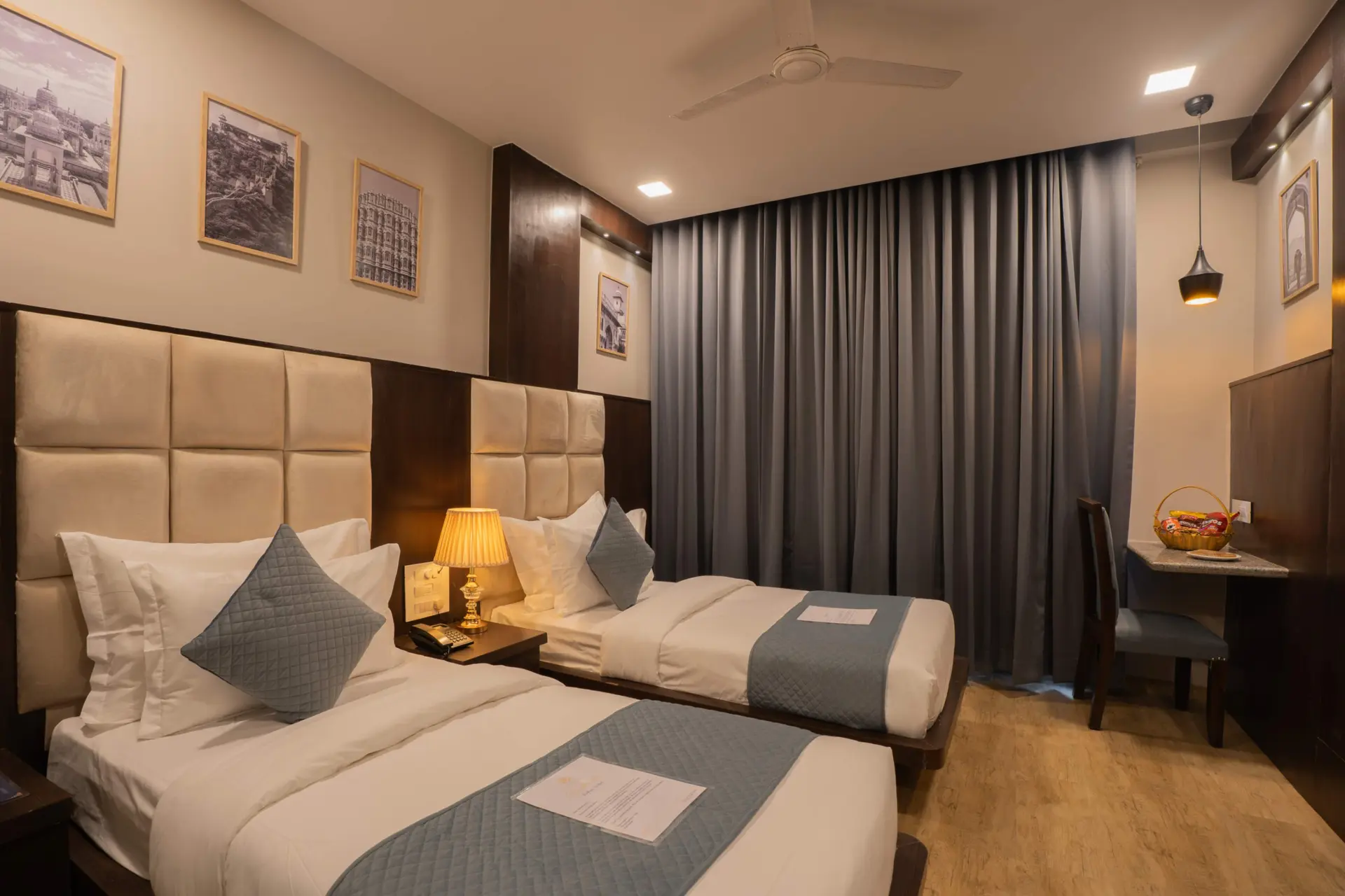 Twin Room Gallery Image 1